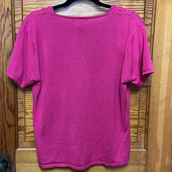 Jenny Fuchsia Sweater size XL with detail on the V Neck - Picture 5 of 5